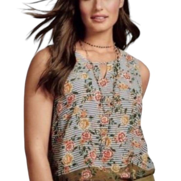 Cabi Penelope Top in Abstract Floral M - Picture 12 of 12